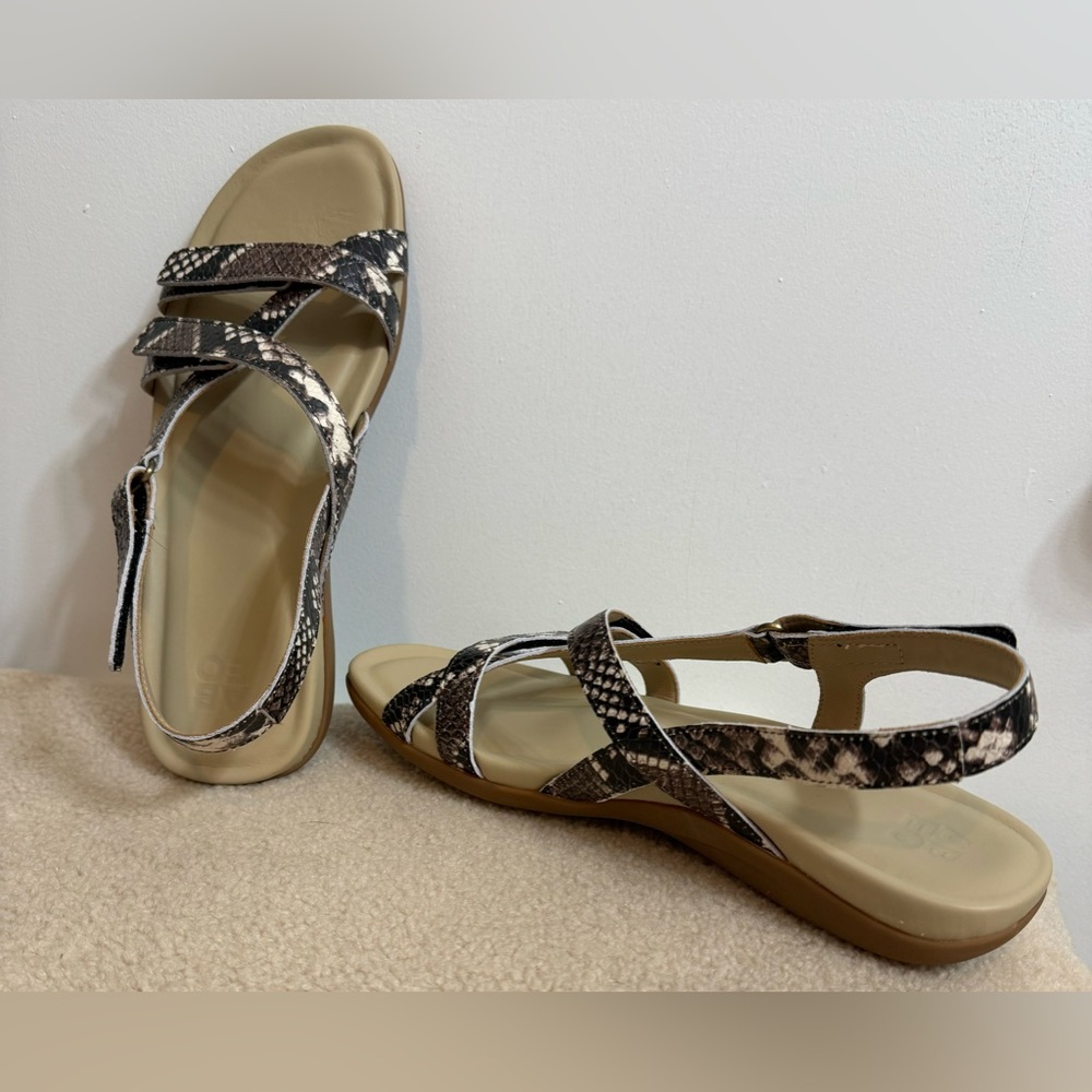 ABEO Snake Sandals 8 - Picture 2 of 15